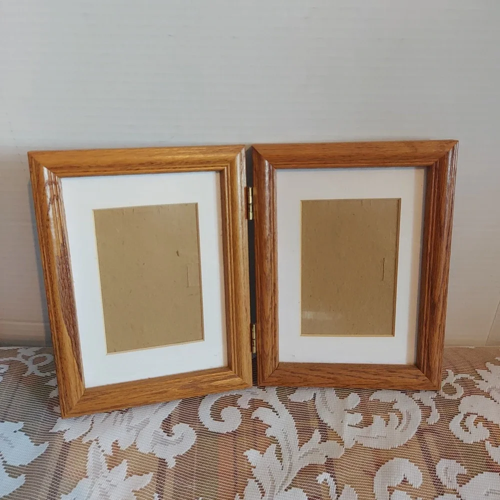Vintage Oak Wood Hinged Double Picture Frame Bifold 8x12 Honey Brown with Mat